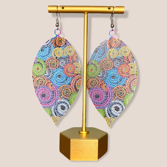 Multicolor Dangle Leaf Alloy Earrings - Picture 1 of 6